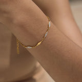 The Geometric Crystal Bracelet — Locryn