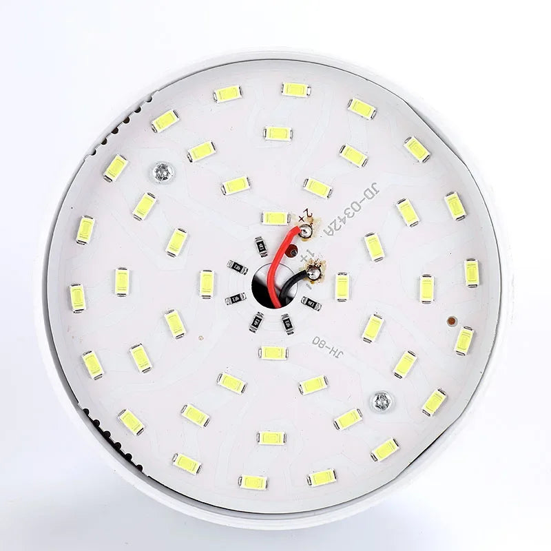 Luminária Portátil Recarregável para Emergências
