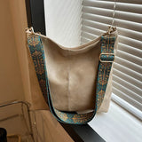 Wide Geometric Strap Retro PU Leather Bucket Bag – Large Capacity Crossbody Shoulder Bag
